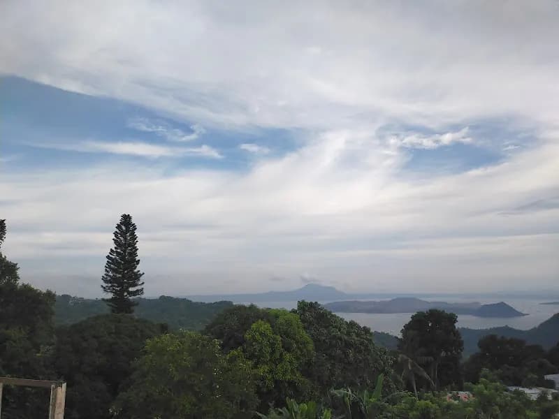 Tagaytay Ridge Viewpoint